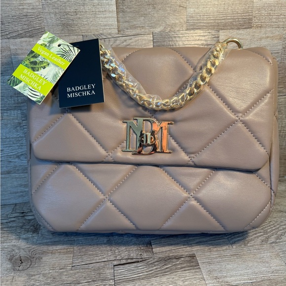 Badgley Mischka Beige Quilted Chain Shoulder Bag - Picture 1 of 6